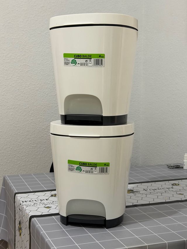 Cubos de basura 10L nuevos