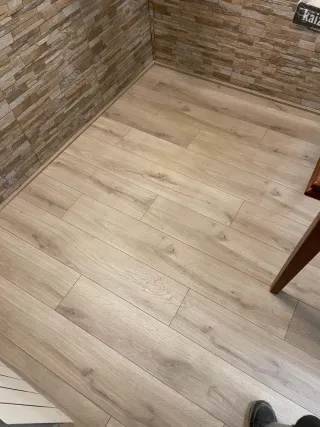 Instalación Tarima Flotante y SPC