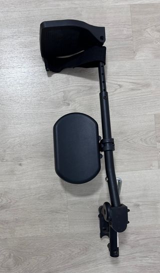 Reposapies elevable silla de ruedas Breezy Premium