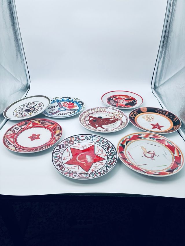 Lote 8 Platos Decorativos Comunistas para Alex