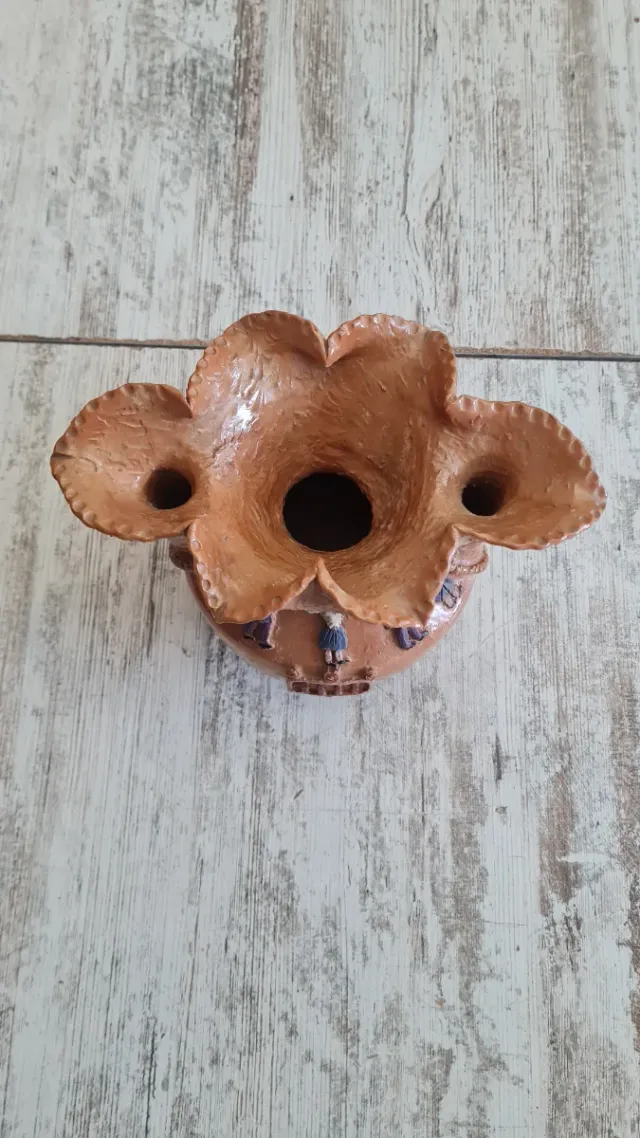 Porrón catalano in ceramica. 1981.