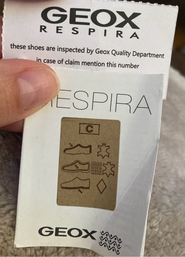 Botines Geox de piel, sin estrenar - Talla 37