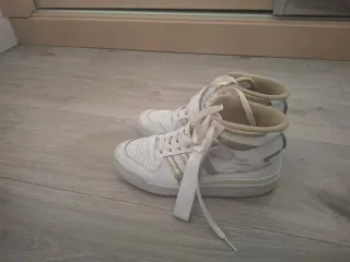 Adidas Forum Blancas y Doradas Talla 37.5