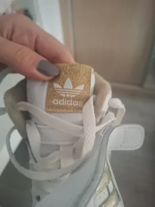 Adidas Forum Blancas y Doradas Talla 37.5