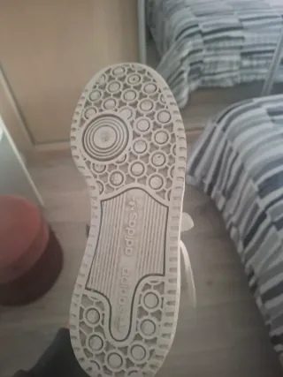 Adidas Forum Blancas y Doradas Talla 37.5