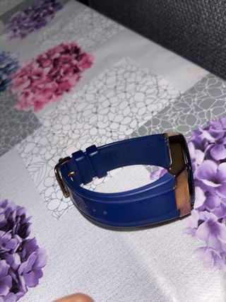 Reloj Guess Hombre Dorado y Azul