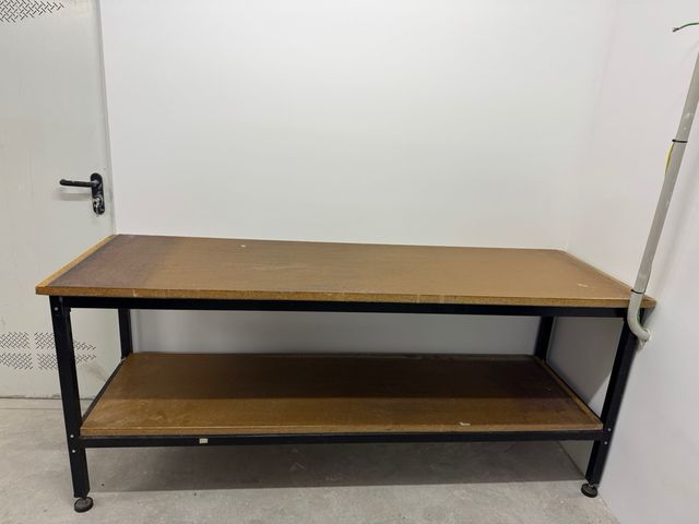 Banco de trabajo 2.04m x 0.65m