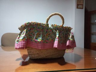 Bolso infantil de paja con flores