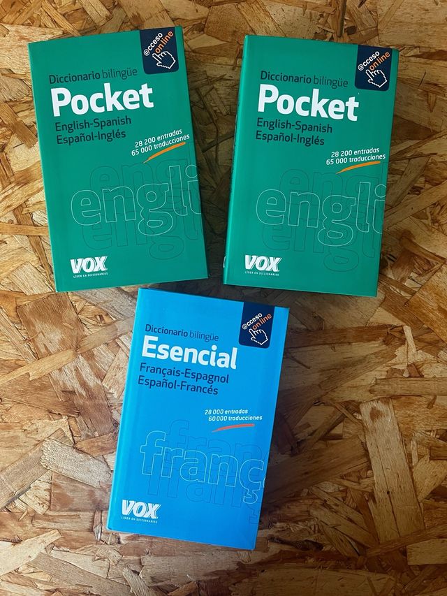 Lote 5. Diccionario Escolar