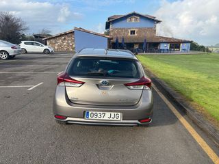 Toyota Auris Híbrido