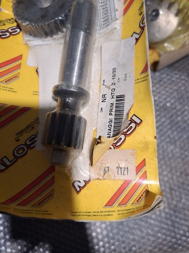 Ingranaggi primari Malossi 677121 15/33