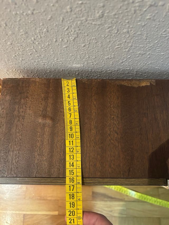 Armario vintage para muñeca