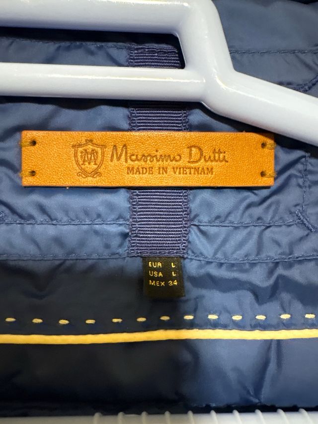 Chaqueta de mujer  acolchada azul, de plumas