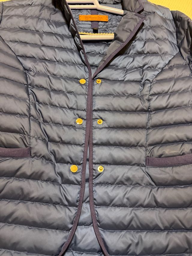 Chaqueta de mujer  acolchada azul, de plumas