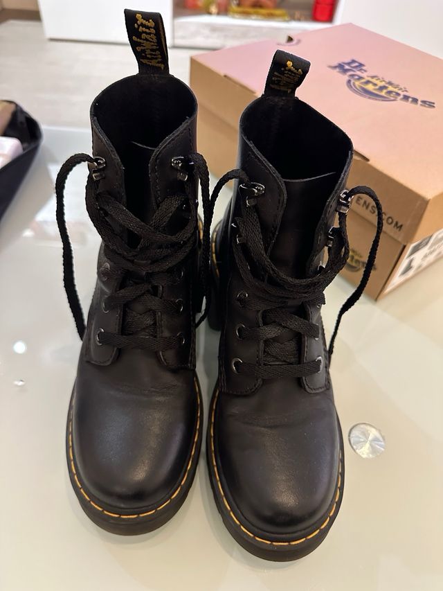 Botas Dr. Martens Jesy tacón negras talla 37