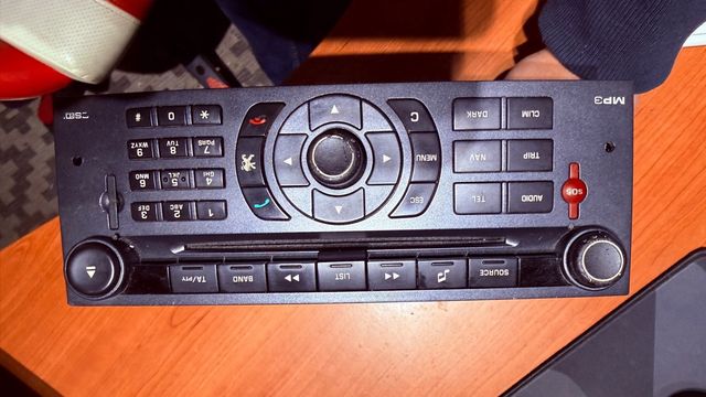 Radio Navegador RT3 Peugeot 407