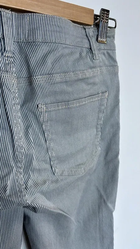 Pantalón H&M Mil Rayas Gris