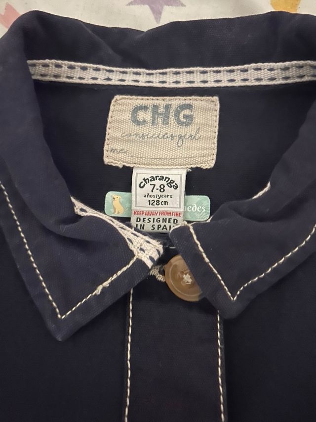 Cazadora corta niña CHG azul marino y vespunte blc