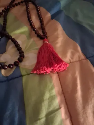 Mala Tibetano Marrone con Nappa Rossa