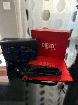 OFERTA Bolso negro Diesel