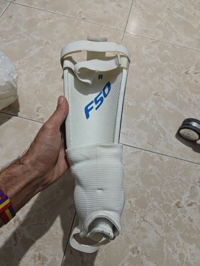 Espinilleras Adidas F50 Azul