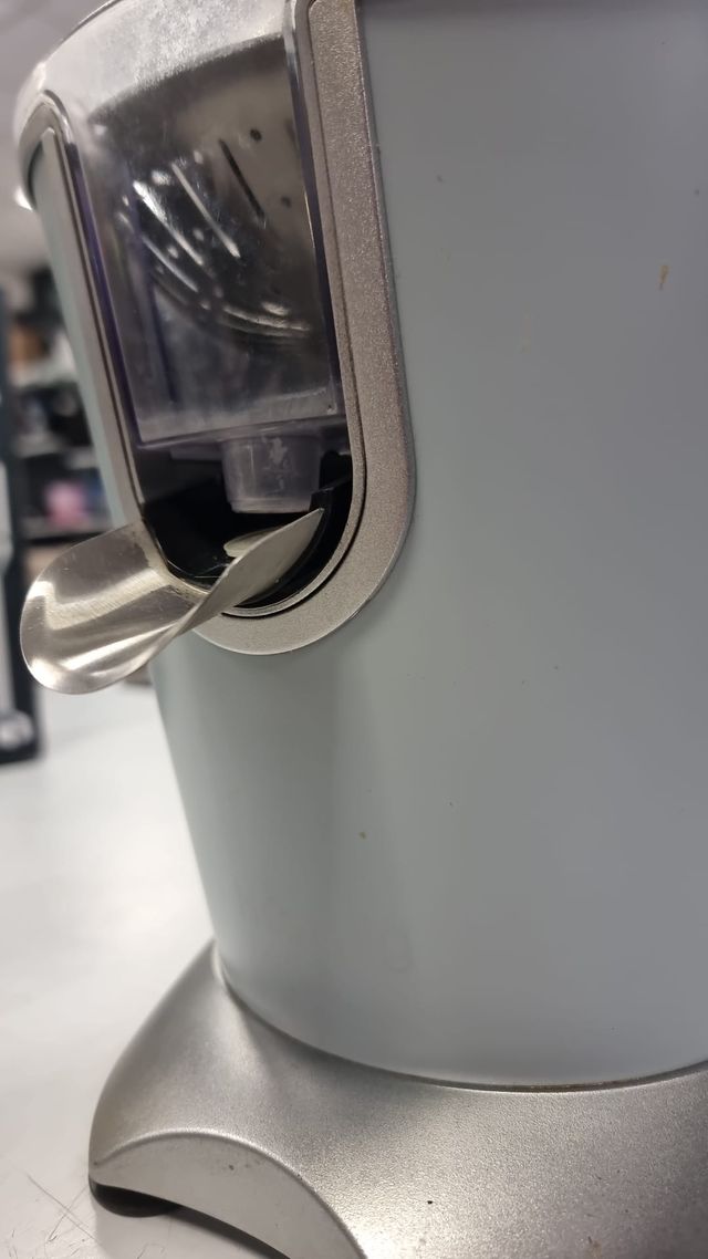 EXPRIMIDOR DE PALANCA HKOENING 160W