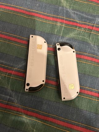 Joy-Cons Zelda Edición Especial