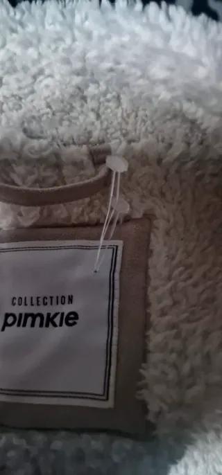 Chaqueta beige con borreguitole kitela etiketa