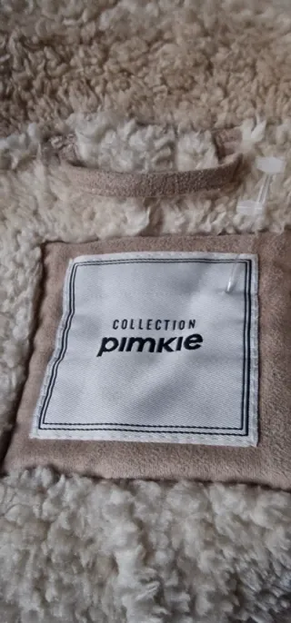 Chaqueta beige con borreguitole kitela etiketa