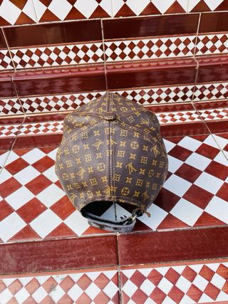 Gorra Louis Vuitton Marrón y Dorada