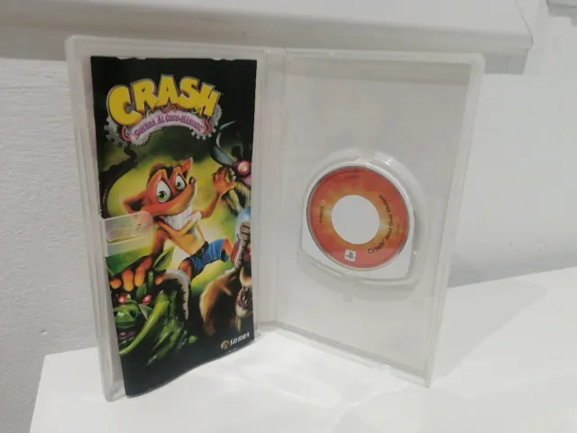 Crash Guerra al Coco-Maníaco PSP