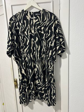 Vestido BIMBA Y LOLA estampado cebra