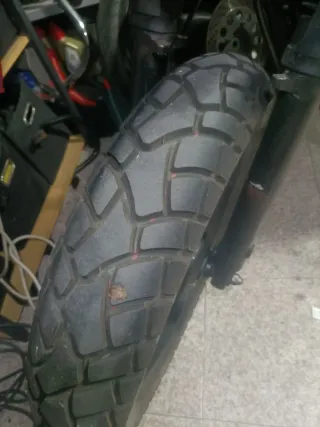 Neumáticos Suzuki GS 500 Scrambler con llantas