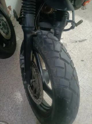 Neumáticos Suzuki GS 500 Scrambler con llantas