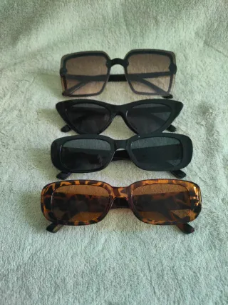 LOTE - 4 Gafas de Sol Varias Marcas