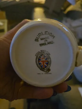 Tazas Conmemorativas monarquía británica