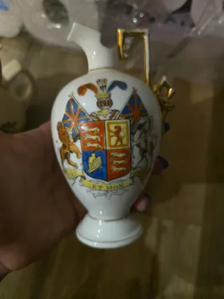 Tazas Conmemorativas monarquía británica