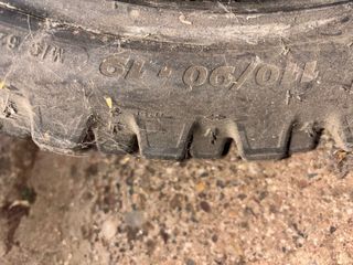 Neumático Michelin 110/90/19