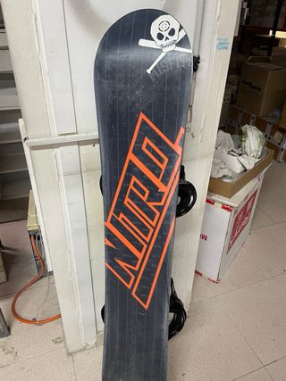 Tabla Snowboard con Fijaciones y Botas