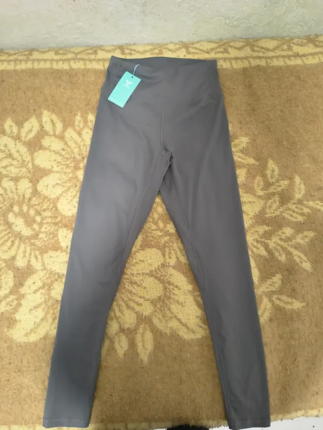 Leggings grises talla S nuevos con etiqueta
