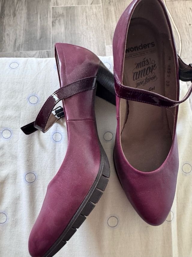Zapatos Wonders Morados Talla 39