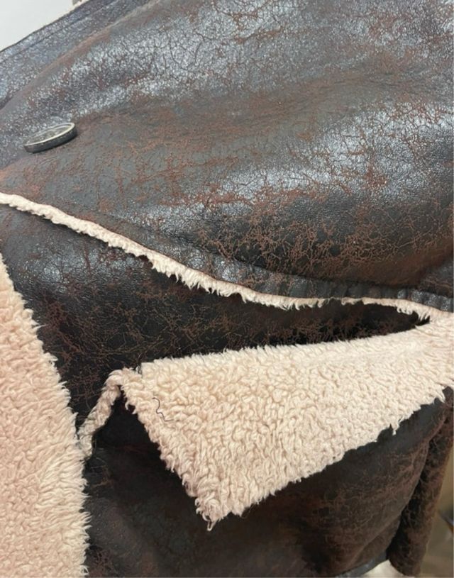 Abrigo borreguito marrón y beige