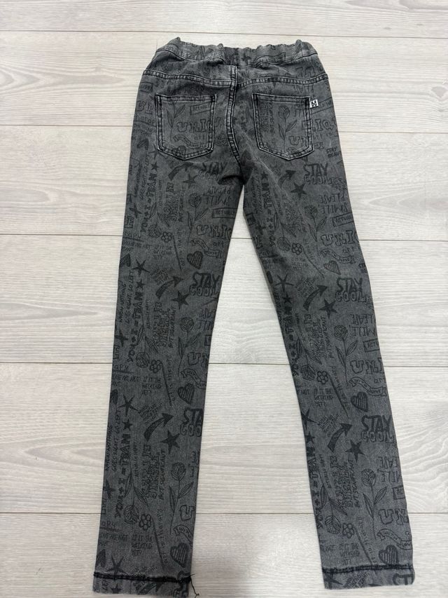 Leggings niña estampado graffiti