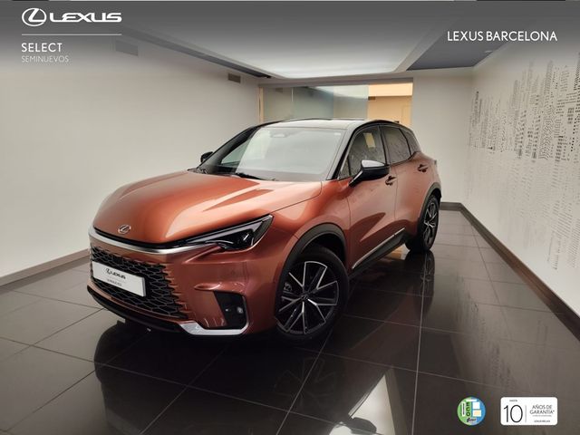 Lexus LBX COOL PLUS 2025 REF 8464