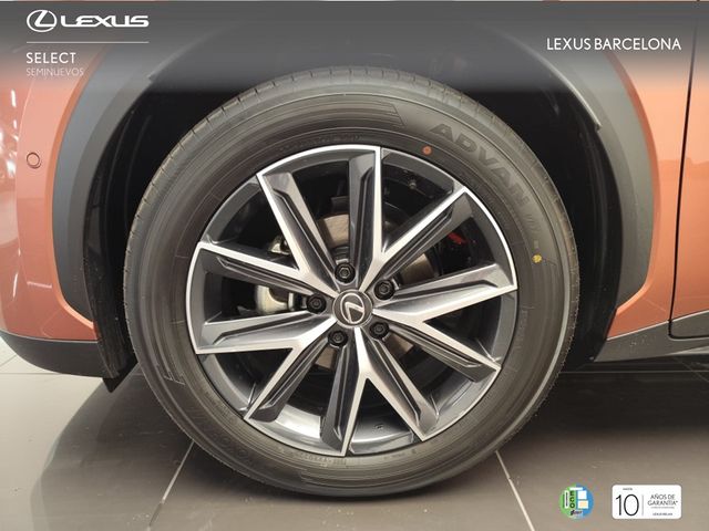Lexus LBX COOL PLUS 2025 REF 8464