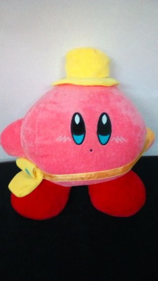 Peluche Kirby con cappello giallo