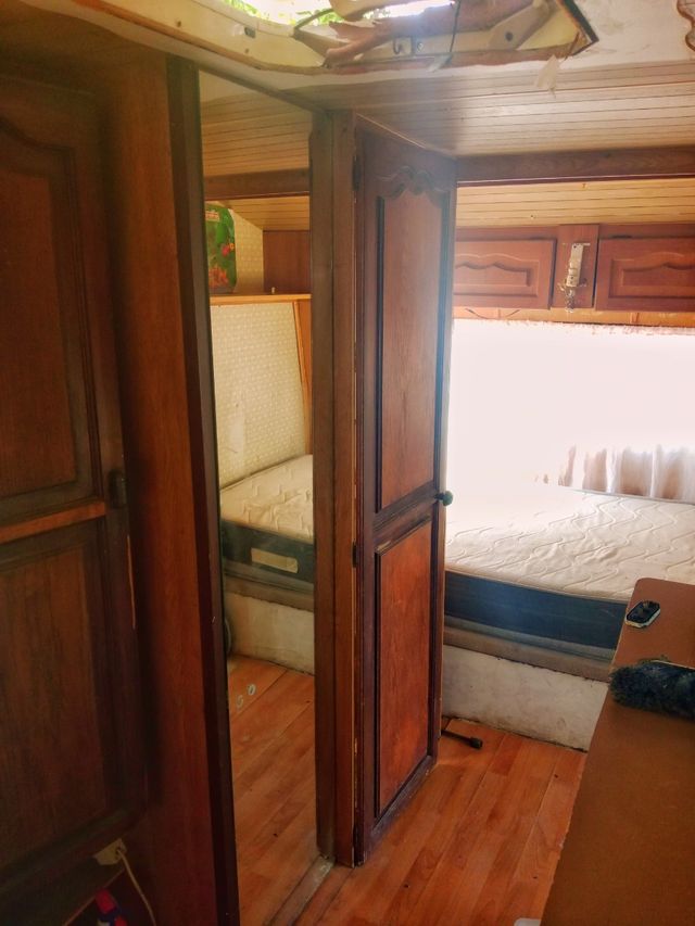 Caravana menos de  750 kg con documentación