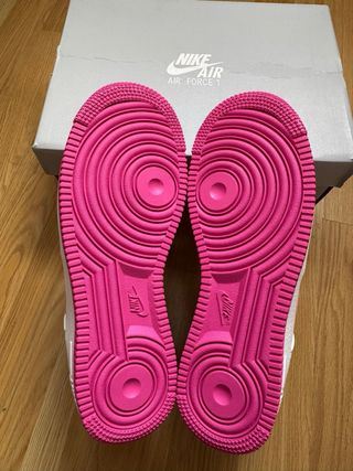 Nike Air Force 1 Blancas y Rosas
