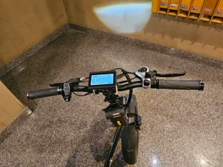 Bici elettrica yes baik