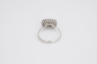 P23789SNJ Anillo oro blanco 14 K con diamantes